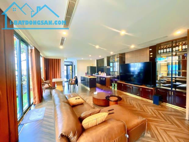 NHÀ MẶT PHỐ NGUYỄN ĐÌNH CHIỂU, HAI BA TRƯNG GẦN CÔNG VIÊN THỐNG NHẤT– 8 TẦNG THANG MÁY