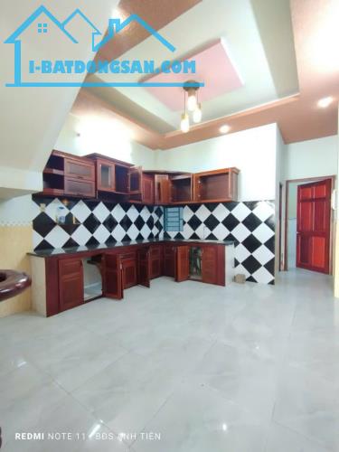 Bình Tân Hương Lộ 80 gần khu CN Vĩnh Lộc hẻm 6m khu VIP nhà lầu 74m2, 4Tầng Nhỉnh4 tỷ