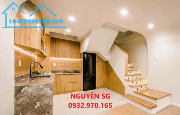 5 TẦNG FULL NỘI THẤT, DT 36M2 (4x9), HẺM 4M, ÔTÔ ĐẬU CỬA, GẦN MẶT TIỀN PHAN XÍCH LONG, PN. - 4