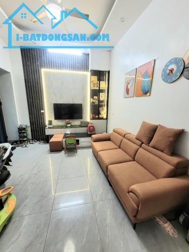 💥Bán Nhà Nguyễn Trãi, Gần Royal City, 4 Tầng, 3 Ngủ, Giá Hơn 4 Tỷ ( Chính Chủ )