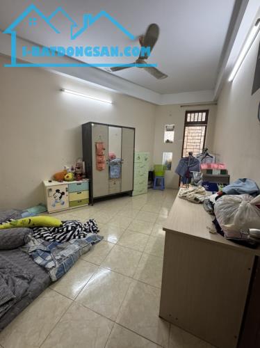 Gấp bán nhà Đinh Tiên Hoàng, Quận 1, giá 16.5 tỷ, 4 tầng, Mặt tiền kinh doanh. - 3