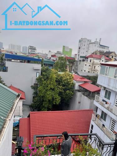 Bán nhà Nguyễn Văn Cừ, lô góc, ngõ thông, ô tô tránh - 46m2, 5 tầng, 3.5m - Chào 8.2 tỷ. - 5