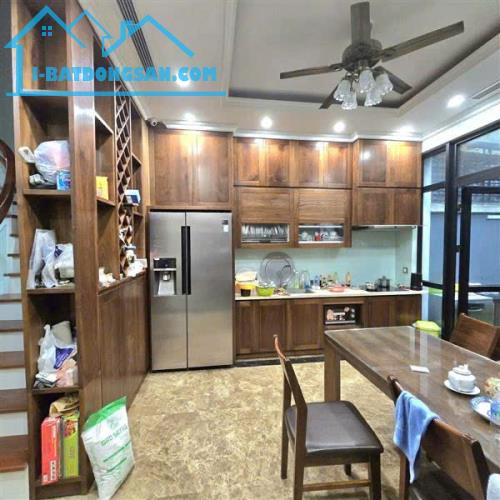 BÁN NHÀ TÂY MỖ – 42M² – 4 TẦNG – FULL NỘI THẤT – Ô TÔ 5 TẠ ĐỖ CỬA – GẦN PHỐ - 1