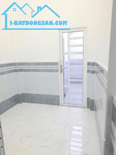 Bán nhà đường . Bông Sao Dt:29 m. 2 tầng, ngang2.55m x12 m,  giá: . Hơn 2tỷ ,Phường 5 Quận - 2