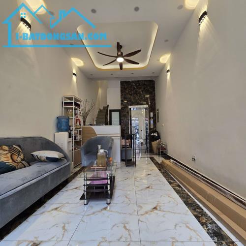 Nhà mặt ngõ Huỳnh Thúc Kháng DT36m, 7T, 18 tỷ. - 4