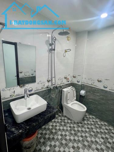 BÁN NHÀ NGỌC HỒI - THANH TRÌ DT50*MT3.6 XÂY4 Tầng. Giá 5,85 Tỷ - 2