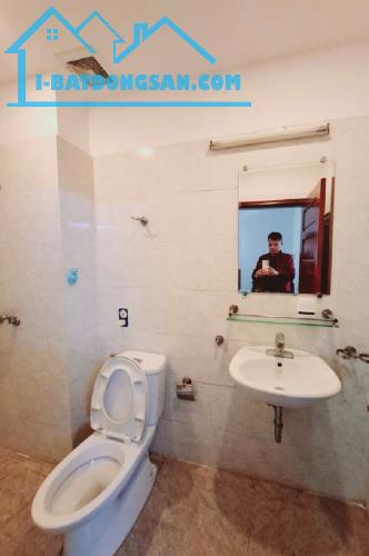 HOT-BÁN NHÀ-NGỌC THUỴ-LONG BIÊN-NGÕ NÔNG-NHÀ ĐẸP-41m2,4 TẦNG,NHỈNH 6 Tỷ - 4