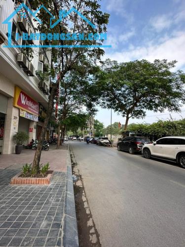 TÒA SIÊU VIP-Mặt Phố Quan Hoa,Cầu Giấy 191m2/9Tầng 2 Thang máy, MT 10m 130 Tỷ - 1