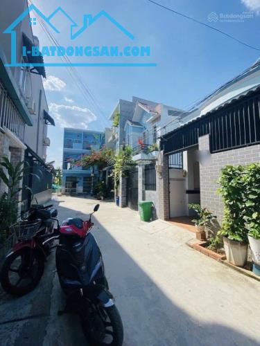 Nhà Lê Văn Việt, TNP A, 90m2, ngang 5m, hẻm xe hơi , nhỉnh 5 tỷ - 3