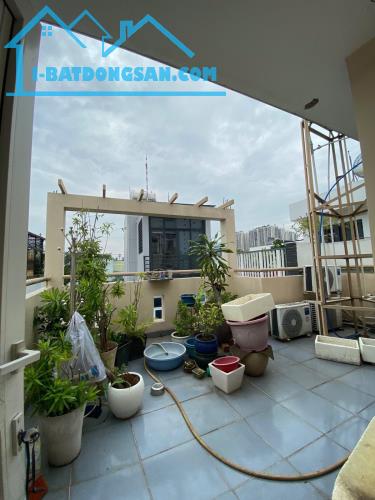 35m2 hẻm 4m Nguyễn Đình Chiểu Q3 - 5 tầng - hẻm thẳng 1 trục - giá 6,6 tỷ