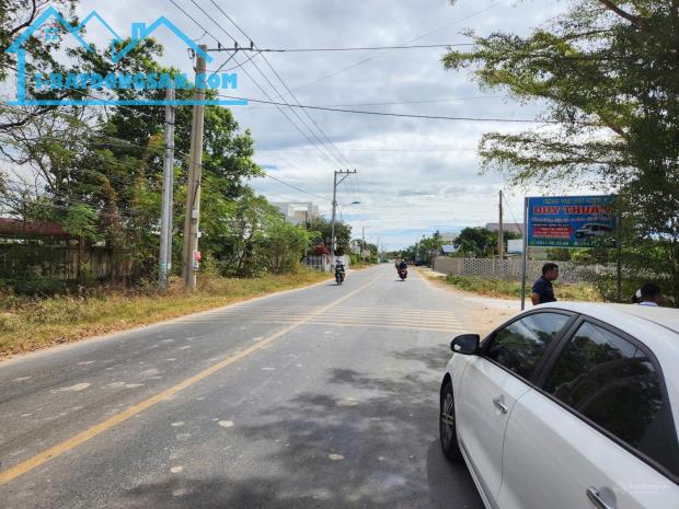 SUẤT NGOẠI GIAO!! Đất biển Thổ cư tại Tuy Phong-Sổ đỏ trao tay-Gần KCN Tuy Phong, Cảng QT - 1