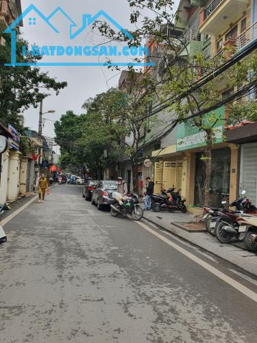 BÁN NHÀ PHỐ HOÀNG ĐẠO THÀNH, THANH XUÂN, PHÂN LÔ, VỈA HÈ, KINH DOANH, DT 63M2* GIÁ 17.8 TỶ