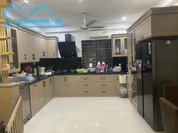 LK Man Bồi , 50 m2 *5T – MT 4.3m , Ô TÔ VÀO NHÀ – ĐỐI DIỆN MẦM NON HƯƠNG SEN , 12.4 tỷ - 1