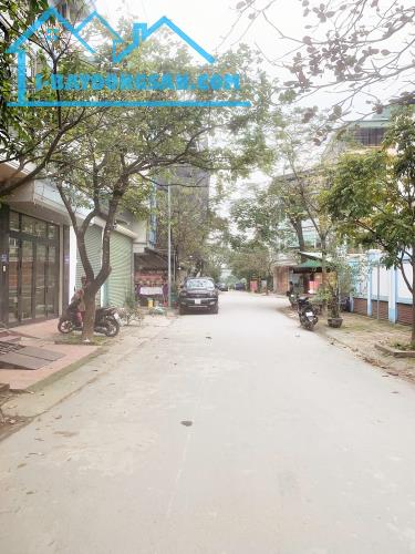 LK Man Bồi , 50 m2 *5T – MT 4.3m , Ô TÔ VÀO NHÀ – ĐỐI DIỆN MẦM NON HƯƠNG SEN , 12.4 tỷ - 4