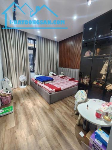 TRUNG TÂM QUẬN HAI BÀ TRƯNG - Ô TÔ TRÁNH, VÀO NHÀ- THANG MÁY, NỘI THẤT NHẬP KHẨU - NHÀ - 2