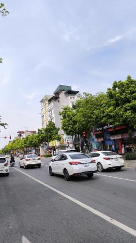 BÁN NHÀ MẶT PHỐ QUYỀN LỰC NGÔ GIA TỰ 100M X 5 TẦNG VỈA HÈ 8M KINH DOANH VÔ ĐỊCH GIÁ TỐT - 2
