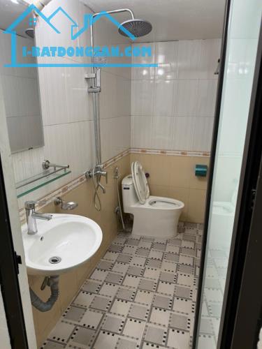 Bán nhà Giải Phóng, OTO, ngõ thông, 2 thoáng trước sau, 45m2 x 5T - 7.5 Tỷ - 3