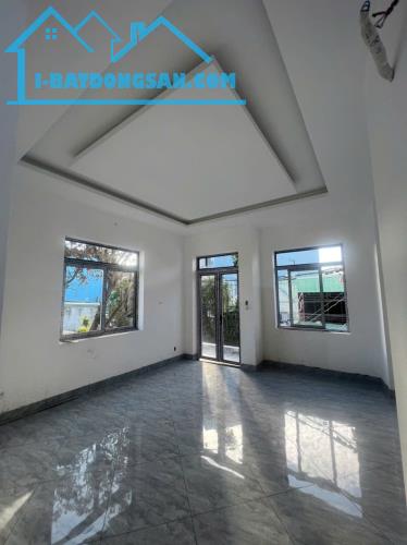 Bán nhà mới 1 Trệt 2 lầu hẻm ôtô trung tâm vũng tàu DT: 66m2 giá 5 tỷ 400 - 1