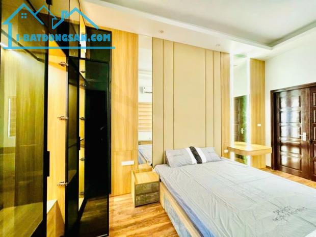 BÁN NHÀ 5 TẦNG, 43M2, CHÙA BỘC, ĐỐNG ĐA, GIÁ 9.2 TỶ - VỊ TRÍ VÀNG, SỔ HỒNG CHÍNH CHỦ - 1