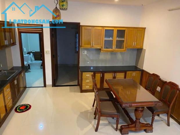 Bán nhà đường Hoàng Quốc Việt Thành Phố Huế - 1