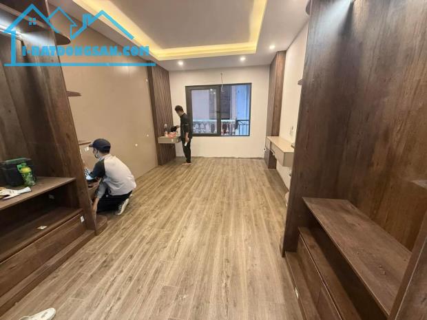 BÁN NHÀ PHỐ HẠ ĐÌNH 5 TẦNG 3 NGỦ - 2