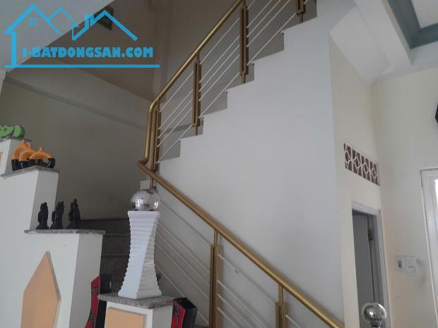 ♣ Nhà Kiệt Hoàng Diệu, 105m2, ngang 9m vuông, ngăn 2 căn 2 tầng cổng riêng, 4.x tỷ - 2