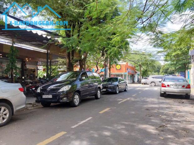 Bán nhà Trung tâm Bình Thọ, Thủ Đức, 1613m2, Full thổ Cư, Vị Trí Đẹp, Gía chỉ 145 Tỷ TL