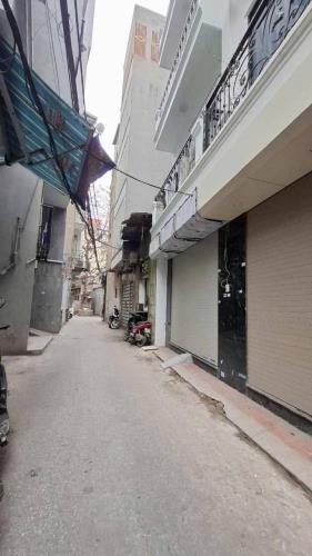Bán nhà Trung tâm Hoàng Mai 3 ×6 tầng.chỉ hơn 8, 9tỷ
