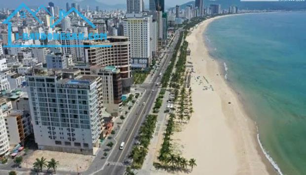 Bán đất 2MT đường Nguyễn Tất Thành – View trực diện biển. DT 120m2 – Giá 9Tỷ9 TL