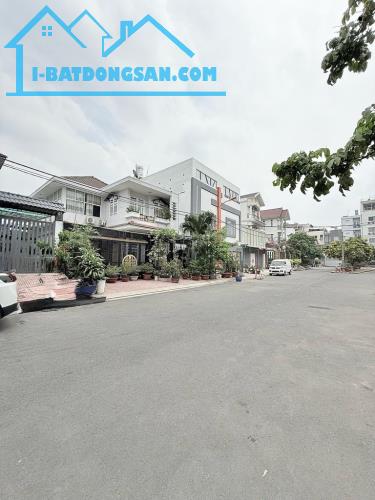 Bán gấp Biệt thự siêu vip Đường số 2 Khu nhà ở Nhật Minh 190m2(10x19), Sổ hồng riêng,