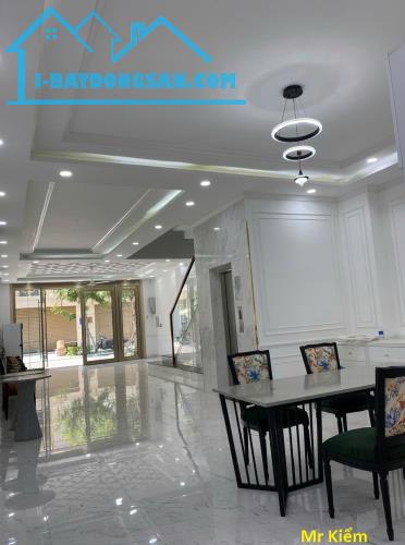 Cần bán nhanh căn Shophouse Regal Pavillon 5 tầng- Thang máy đường Hóa Sơn 10, Hải Châu, - 4