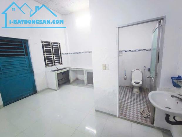NHÀ CHO THUÊ 2PN – 5 TRIỆU/THÁNG – NGAY KDC BÌNH NHỰT. Đ VỎ VĂN KIỆT - 4