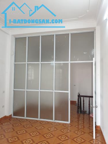 BÁN NHÀ 1.08 TỶ 2 TẦNG 41M2 ( ĐÔNG NAM ) NGÕ RỘNG GIẢI PHÓNG - 4