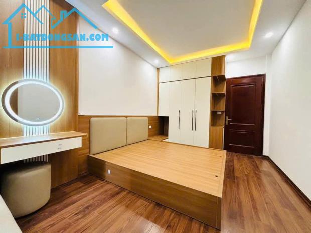 Cần Bán Nhà Đôi Cấn - Nhà Đẹp Gần Phố - Gần Bãi Ô tô - Nội Thất đẹp - Vừa Ở vùa KD - DT - 2