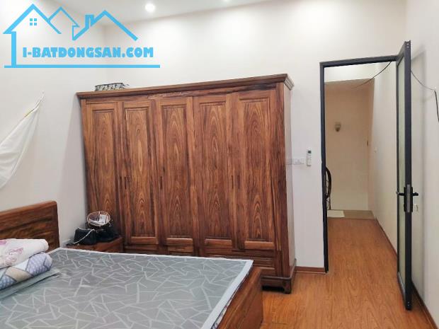 Nhuệ Giang ,  46 m2*3T ,  Ô TÔ TRÁNH – 2 MẶT THOÁNG,  11.5 tỷ , LH : 0975828904 - 2