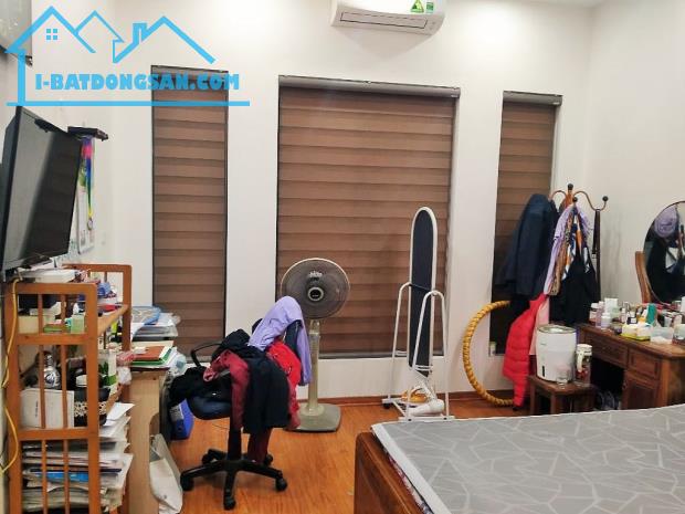 Nhuệ Giang ,  46 m2*3T ,  Ô TÔ TRÁNH – 2 MẶT THOÁNG,  11.5 tỷ , LH : 0975828904 - 3