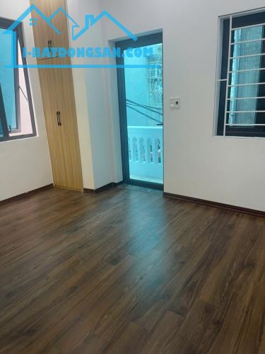 LÔ GÓC GỐC ĐỀ - GẦN CHỢ- 38M 4 TẦNG 3 NGỦ GIÁ 5,4 TỶ - 3