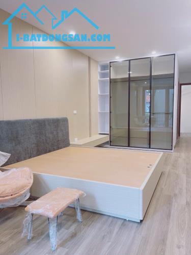 BÁN NHÀ BỒ ĐỀ - LÔ GÓC - 56M - 5 TẦNG MỚI CỨNG - FULL NỘI THẤT - GIÁ 8.98 TỶ - 2