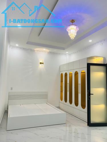 Sát QUẬN 7 NHÀ ĐẸP SHR 110m2 công nhận đủ, Ngang 4M NỞ HẬU,Chỉ 5.29tỷ - 3