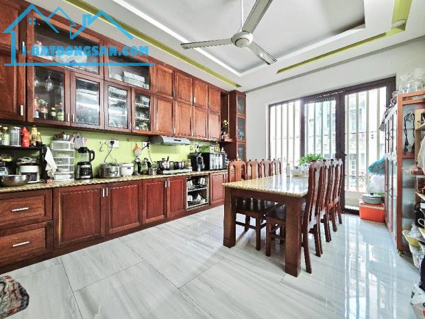 VỊ Trí Víp, 2 Mặt hẻm 8M Thông, 5 Tầng, 75m2, Sân Thượng, Nguyễn Oanh Gò Vấp Chỉ 13 Tỷ 6 - 4