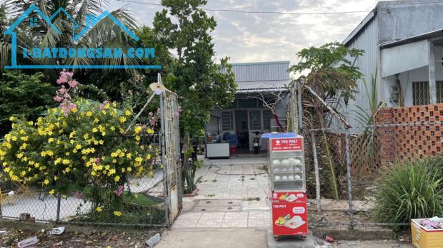 CHÍNH CHỦ CẦN BÁN LÔ GÓC 2 MẶT TIỀN TẶNG NHÀ CẤP 4 TẠI XÃ THẠNH LỘC - CHÂU THÀNH - KIÊN - 3