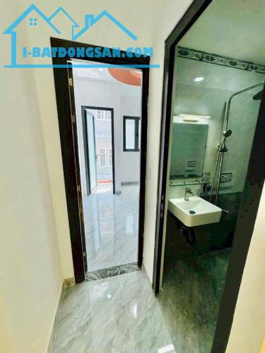 5.5 TỶ (TL chính chủ) - NHÀ MẶT TIỀN ĐƯỜNG SỐ (BÌNH PHÚ 2), P10, Q6 - NHÀ ĐẸP Ở NGAY - 3