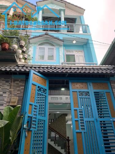 NHÀ ĐẸP 3 TẦNG NGAY CHỢ BÙI DƯƠNG LỊCH -HẺM XE HƠI SÁT MẶT TIỀN- 48M2 (4*12) -CHỈ 4 TỶ XÍU