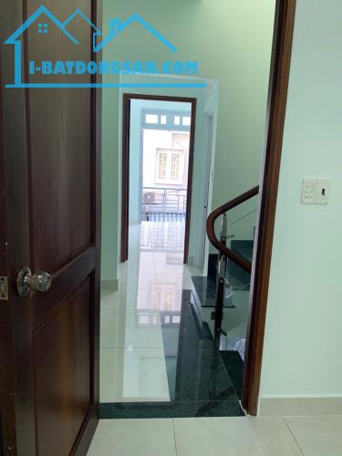 NHÀ ĐẸP 3 TẦNG NGAY CHỢ BÙI DƯƠNG LỊCH -HẺM XE HƠI SÁT MẶT TIỀN- 48M2 (4*12) -CHỈ 4 TỶ XÍU - 3