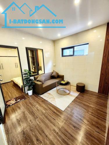 BÁN NHÀ  5 TẦNG PHÚCPHÚC LỢI LONG BIÊN 
70M GIÁ 4,6 TỶ