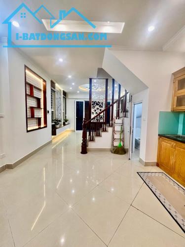 🏡 💎 BÁN NHÀ ĐỊNH CÔNG – LÔ GÓC – NGÕ THÔNG – 10M RA PHỐ – 8.6 TỶ! 💎