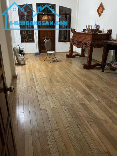 Cho thuê nhà LÀM VP, C.TY, Ở 6 NGƯỜI ngõ 141 Quan Nhân 4 tầng x 60m2, 4 ngủ, 18 Triệu - 1