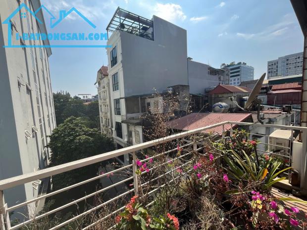 Cần bán nhà gấp e mặt phố Hoàng Cầu  50m  4 tầng 3.9mt  15.2 tỷ Đống Đa kinh doanh, vỉa hè - 3