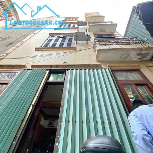 Bán gấp nhà 4 tầng ở Cầu Giấy, Hà Nội