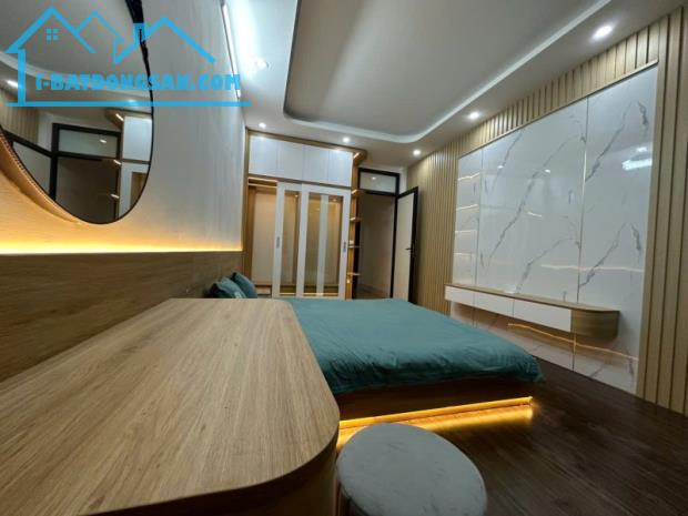 Bán nhà gần hồ Hạ Đình, quận Thanh Xuân, 30m2, 5 tầng, sát ô tô tránh, hơn 5 tỷ CTL - 1